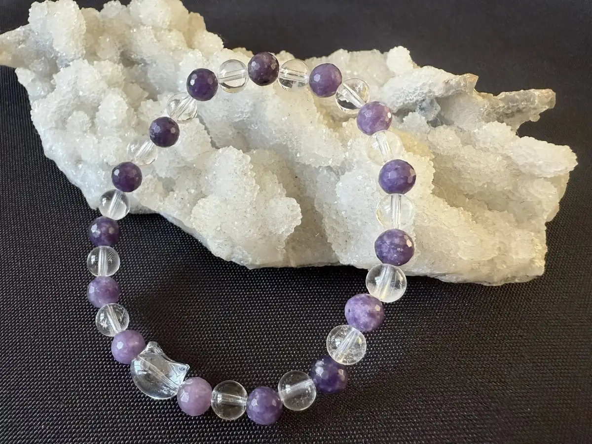 Bracelet en lépidolite à facettes