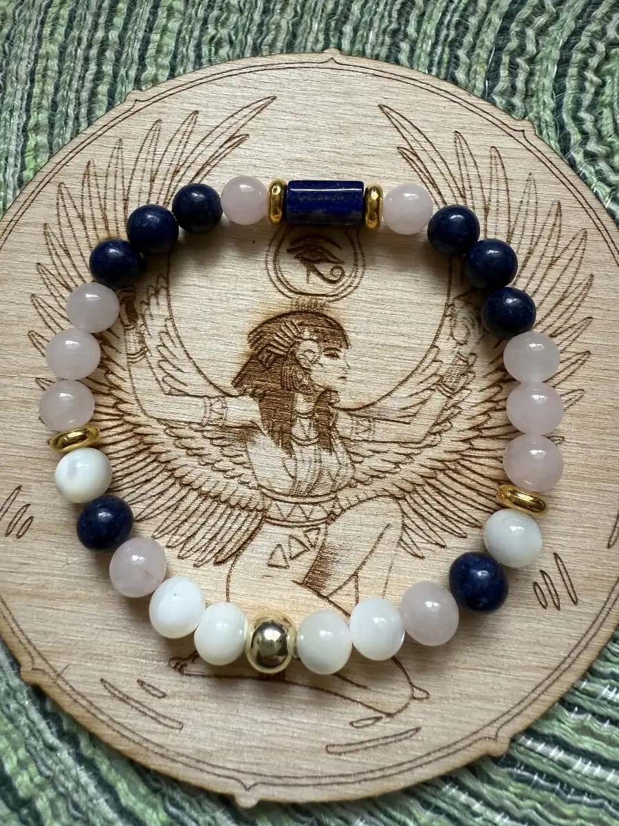 Bracelet triangle d’or d’Isis